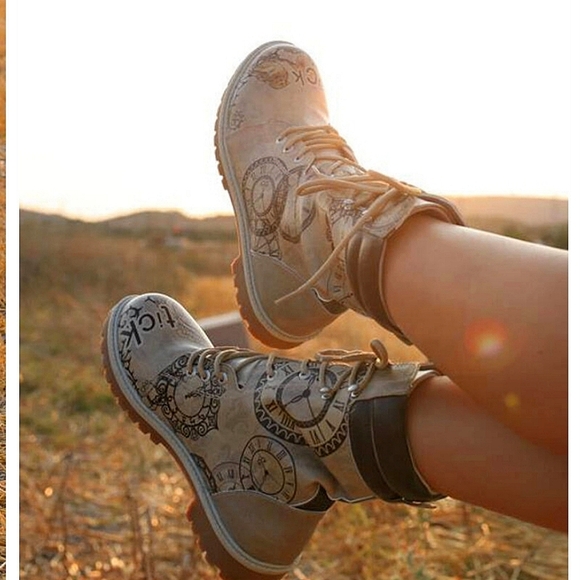 Womans Vegan Leather Beige Long Boots. Tick-Tock Design. Sz 37=6.5 - Picture 13 of 13